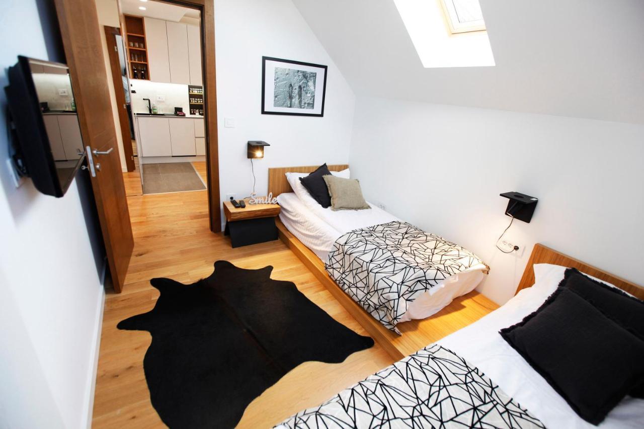 Urbankop Vidik Apartment *